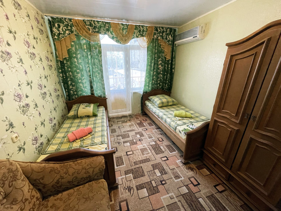 Двухместный номер с двумя раздельными кроватями и балконом гостевой дом Камена